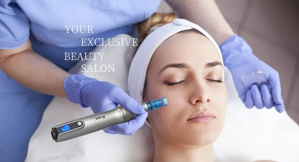 Kvime som får microneedling-behandling med Dr.pen